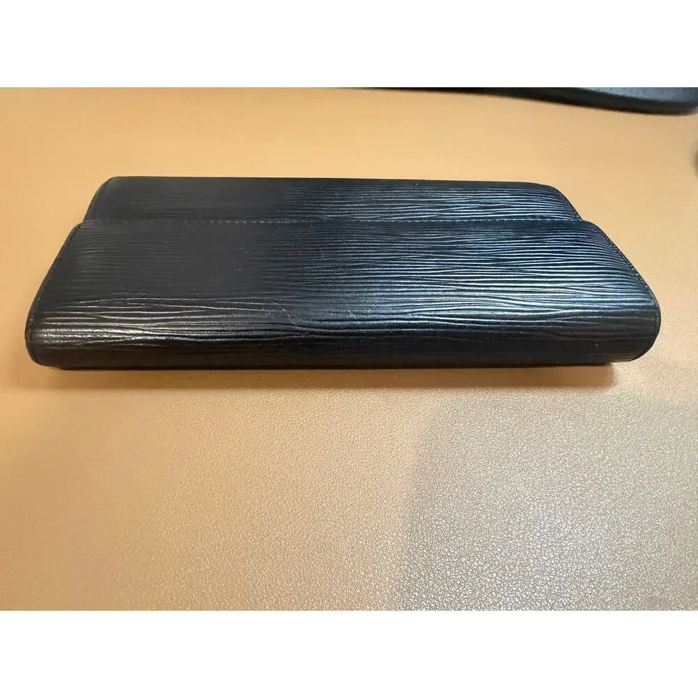 Louis Vuitton Epi Leather Sarah Wallet Black – COA & Dust Bag | Made in Spain - Picture 5 of 12